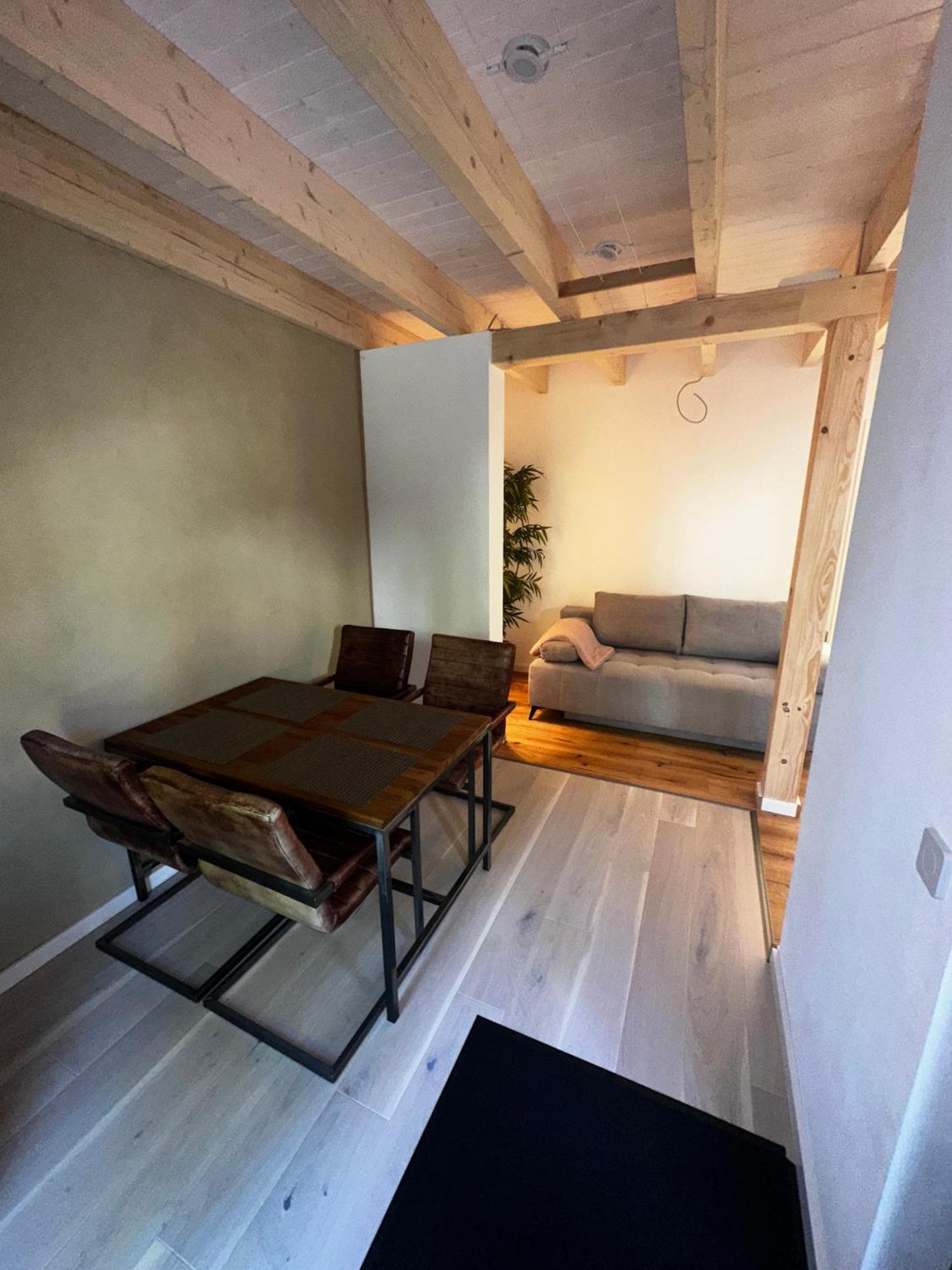 Ferienwohnung Stenja - Made Of Wood Dresden Exterior foto